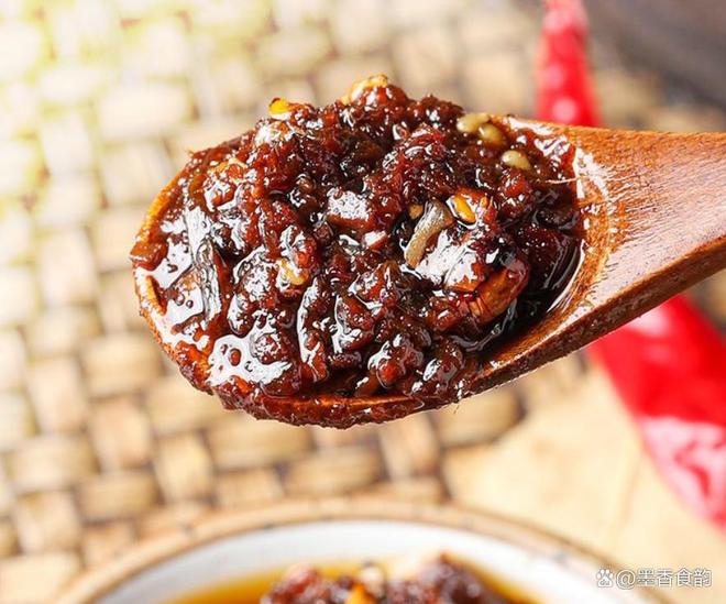 产蚂蚱酱：舌尖上的野趣与乡愁PG电子麻将胡了2试玩山东特