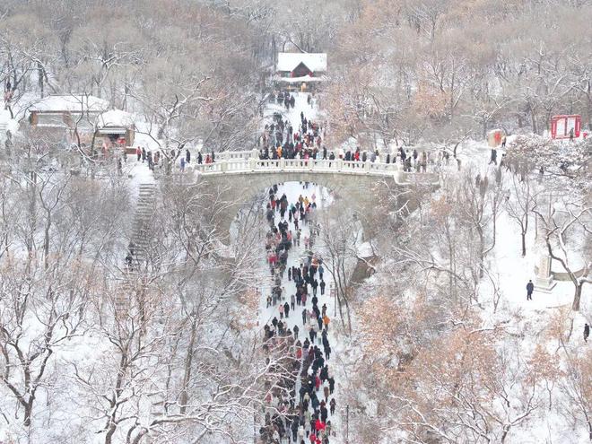 15天随心玩赶紧来吉林市！旅游攻略来了↘PG麻将胡了2东北冰雪高铁计次票来了超长(图1)